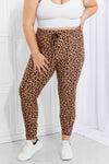 Legíny Depot Full Size Spotted Downtown Leopard Print Joggers