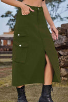 Džinsinis sijonas su skeltuku priekyje su kišenėmis