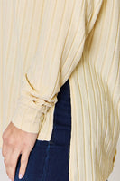 ძირითადი Bae სრული ზომის ნეკნებიანი მრგვალი კისრის ნაჭრიანი მაისური