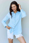 Haut de chemise boutonné en jean pour bébé Doublju Blue Jean en bleu clair