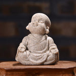 Mini monjo manualitats Decoració de la llar Buda estatuetes en miniatura cotxe adorns de nines gres petit Maitreya regal de mobiliari d'escriptori