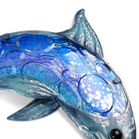 حیوانات دست ساز باغچه ای از جنس فلز دیوار دلفین با شیشه نقاشی آبی برای تزئین باغ مجسمه ها و مجسمه های فضای باز