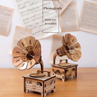 Vintage Wooden Retro Record Player Music Box Crafts Gramophone Trumpet Model Music Box Ornaments Home Bar Shop Decoration Gifts