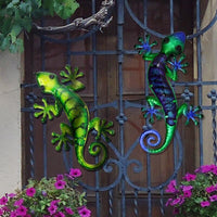 Art de paret de llangardaix de metall fet a mà amb pintura de vidre verd per a decoració de jardins. Estàtues i escultures d'animals. Conjunt de 2