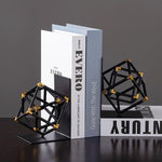 Trano fitehirizana boky maoderina eoropeana haingon-trano fandraisam-bahiny Nordic Metal Cube Book Stand Creative Bookends Ornament Office Decoration Crafts