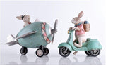 Creatives passejades en conill Avions pilot de motociclisme Model en miniatura Accessoris de decoració de la llar Joguines per a nens Decoració de nit