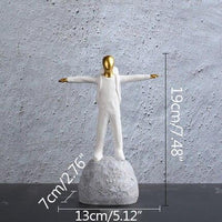 European Moden Figurine Travel Space Miniature Model Home Living Room Decoration Resin Sculpture Crafts Housewarming Gifts