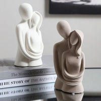 Creative Abstract Lover Sculpture Home Decoration Ceramic Ornaments Figurines Living Room Porch Decoration Wedding Gift Crafts