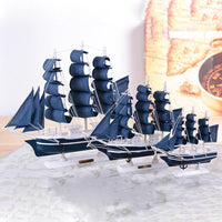 Artesanato em madeira estilo mediterrâneo suave estatuetas de barco à vela ornamentos em miniatura de veleiro azul enfeites em miniatura para escritório em casa decoração de mesa presente